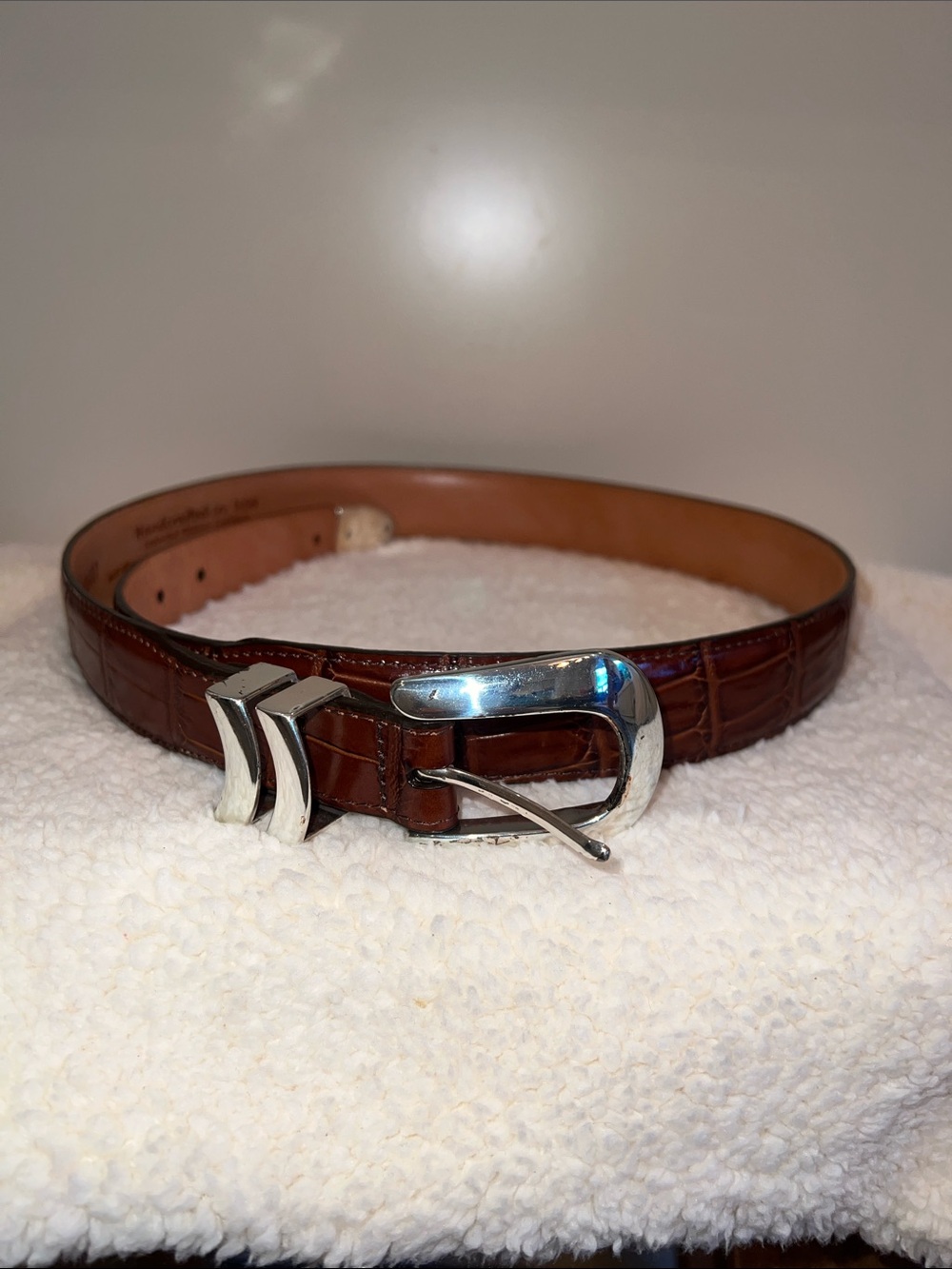 Onyx by Brighton Men's Croc-Embossed Brown Leather Belt with Silver Buckle
